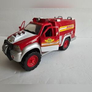 Vintage 2010 Tonka Hasbro Rescue Force Fire Truck Collectible